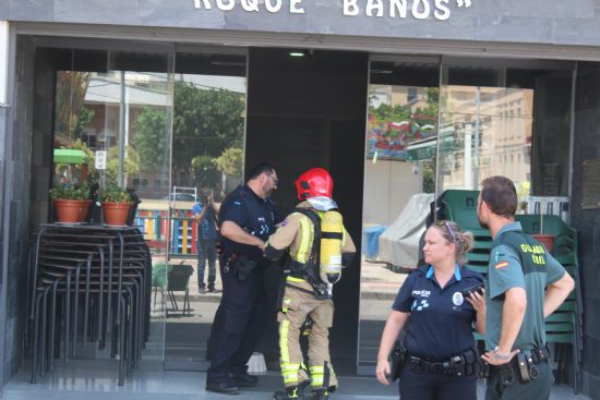 Desalojado el Centro Cultural Roque Baos por un incendio en la cocina de la cafetera