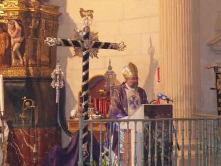 EL OBISPO DE JACA Y HUESCA PREGON LA SEMANA SANTA JUMILLANA Y AFIRM QUE DEBE SER UN PUNTO DE ENCUENTRO ENTRE LA INTERIOR Y LA EXTERIOR