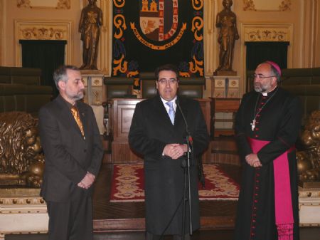 EL OBISPO DE JACA Y HUESCA PREGON LA SEMANA SANTA JUMILLANA Y AFIRM QUE DEBE SER UN PUNTO DE ENCUENTRO ENTRE LA INTERIOR Y LA EXTERIOR