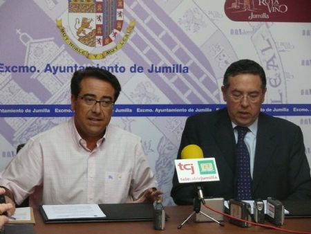 EL AYUNTAMIENTO DE JUMILLA Y CAJAMURCIA FIRMAN UN CONVENIO PARA HIPOTECA Y CR�DITO JOVEN