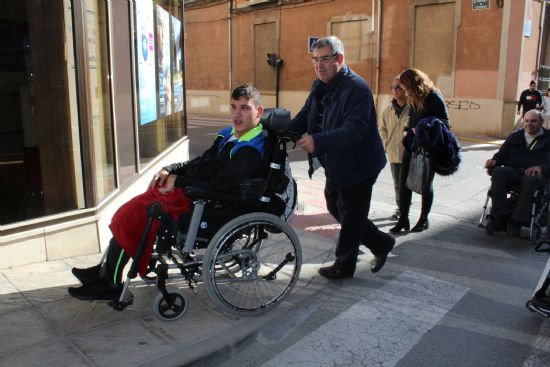 Jumilla apuesta por la accesibilidad y el apoyo a las personas con discapacidad