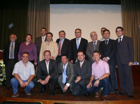 MS DE 300 PERSONAS ASISTIERON A LA PRESENTACIN DEL LIBRO HISTORIA DEL JUMILLA C.F., 80 AOS DE UNA PASIN
