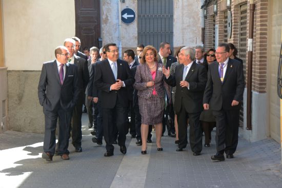 El Ayuntamiento de Jumilla recibe al pregonero de la Semana Santa 2014, Francisco Abelln Martnez