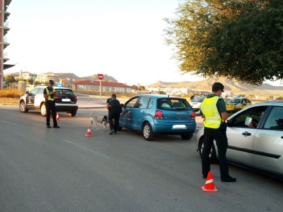 Polica Local y Guardia Civil realizan controles conjuntos dentro del Plan de Seguridad de Feria