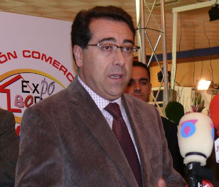 MILES DE PERSONAS ACUDIERON AL 6 SALN COMERCIAL EXPOBODA CELEBRADO EL PASADO FIN DE SEMANA EN JUMILLA