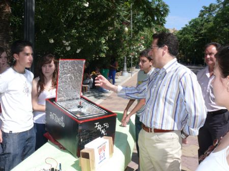 CON UNOS TALLERES MEDIOAMBIENTALES FINALIZAN, EN JUMILLA, LAS ACTIVIDADES CON MOTIVO DEL DA DEL MEDIO AMBIENTE