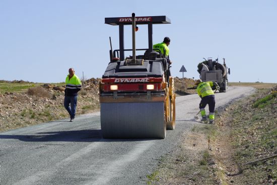 El consejero de Fomento ha visitado las obras de la carretera RM-A11 que une Jumilla con Fuente lamo de Albacete