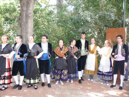 EL FESTIVAL NACIONAL DE FOLKLORE CIUDAD DE JUMILLA YA CUENTA CON UN MONUMENTO