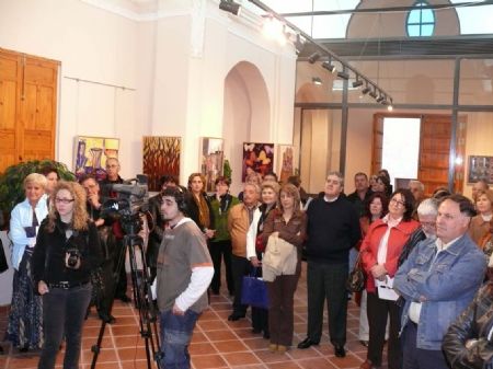 HASTA EL 30 DE ABRIL SE PUEDE CONTEMPLAR EN LA ERMITA DE SAN JOS LA EXPOSICIN LOS COLORES DEL VINO