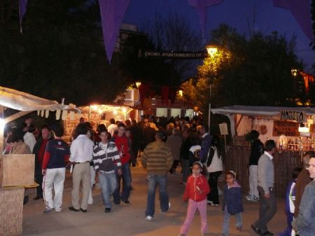 CON LA FERIA DEL AMOR SE HA CONSEGUIDO REVITALIZAR LA ACTIVIDAD DE HOTELES Y RESTAURANTES, AFIRMA EL CONCEJAL