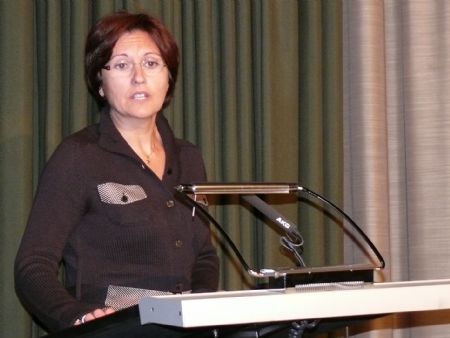 CON LA INAUGURACIN DE UNAS VIDRIERAS EN EL INSTITUTO FINALIZARON LOS ACTOS SOBRE EL ARZOBISPO JUAN LOZANO 