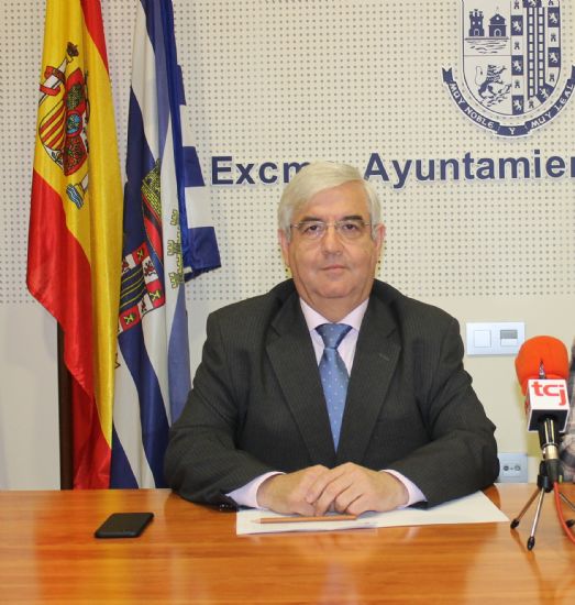 El alcalde informa de las calles del municipio que se acondicionarn con cargo al POS 2015