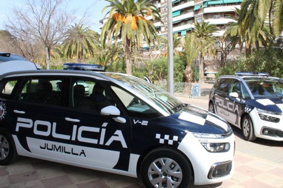 La flota de vehculos de la Polica Local aumenta con la incorporacin de dos nuevos coches patrulla