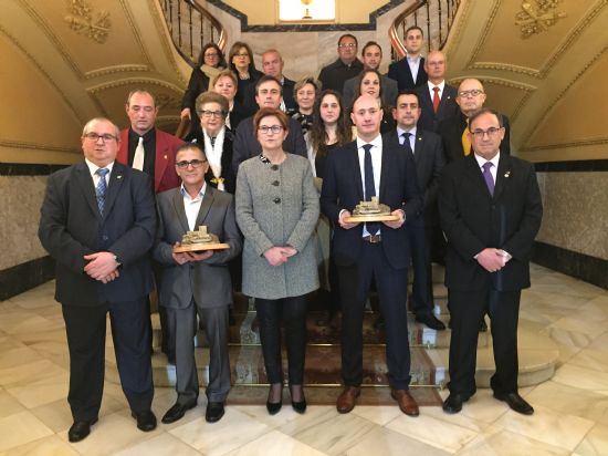 El director general de Acci�n Social de Castilla La Mancha, Ram�n Lara, pronuncia el Preg�n del Tambor y Pascual L�pez es nombrado Tamborilero de Honor 2018