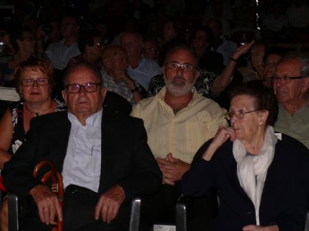 EL ACTO DE LA OFRENDA Y PRIMER MOSTO AL NIO DE LAS UVAS SE RENUEVA EN ESTE AO 2010