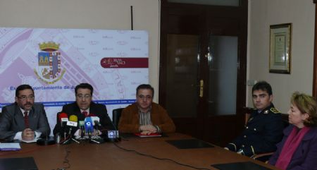 INAUGURADA LA PISTA PARA EXMENES DE CONDUCIR Y PRESENTADO EL PROYECTO DE CENTRO DE EDUCACIN VIAL