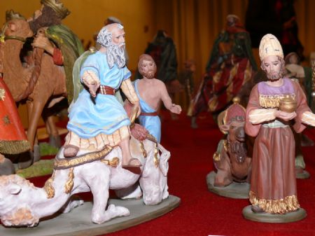 CASI 200 FIGURAS DE TODO EL MUNDO CONFORMAN LA EXPOSICIN CARAVANA DE REYES MAGOS QUE SE PUEDE VER EN LA CAM