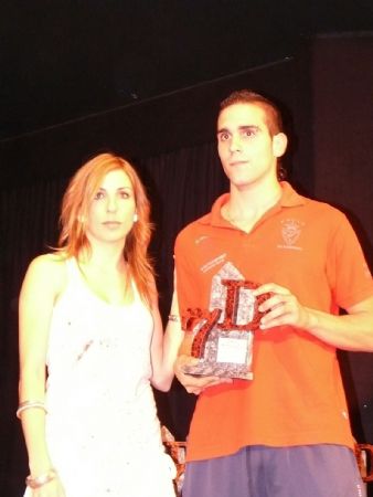 ENTREGADOS LOS TROFEOS SIETE DAS AL DEPORTE Y MONTESINOS AL MEJOR
