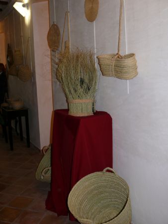 LA CASA DEL ARTESANO ACOGE UNA EXPOSICIN SOBRE ESPARTO, DENTRO DE LAS I JORNADAS DE ARTESANA EN JUMILLA