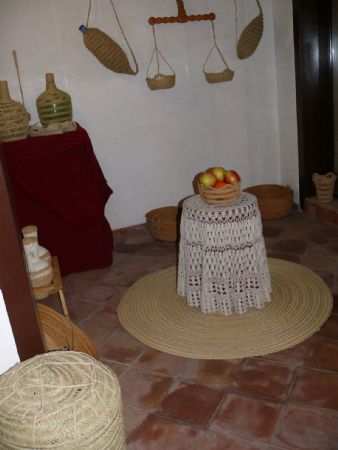 LA CASA DEL ARTESANO ACOGE UNA EXPOSICIN SOBRE ESPARTO, DENTRO DE LAS I JORNADAS DE ARTESANA EN JUMILLA