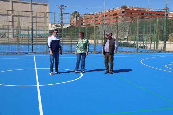 Finalizan las obras de remodelacin integral de las dos pistas multideporte del Polideportivo La Hoya