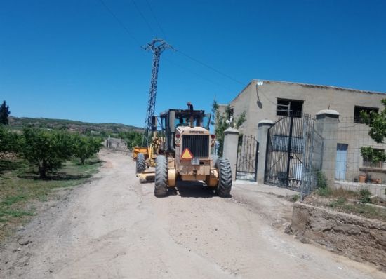 En marcha las obras de acondicionamiento del camino Cuesta de la Parra