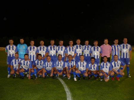 LOS CONCEJALES DE DEPORTES RECIBEN UN SENCILLO HOMENAJE EN EL XXV ANIVERSARIO DEL CAMPO LA HOYA