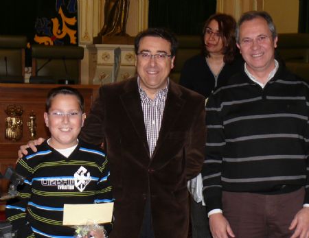 PRESENTADOS UN TOTAL DE 98 TRABAJOS AL CONCURSO DE DIBUJO PREVENCIN DE DROGAS Y HBITOS DE VIDA SALUDABLES