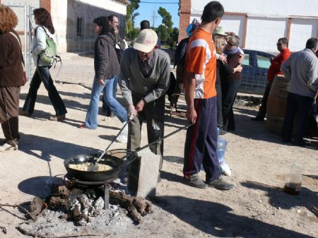 MS DE UN CENTENAR DE PERSONAS VISITARON JUMILLA GRACIAS AL ENCUENTRO DE AUTOCARAVANAS