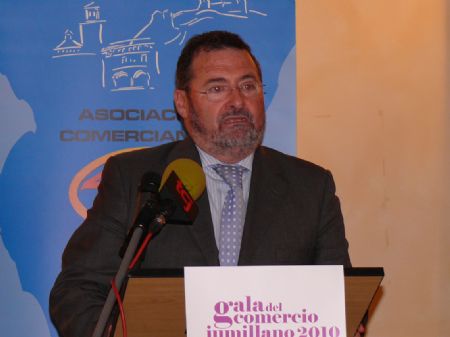 FELIPE JIMNEZ, JUAN PEDRO ORTIZ, FINA GUARDIOLA Y JUAN ANTONIO MUNUERA RECIBIERON LOS PREMIOS AL ESFUERZO COMERCIAL 2010