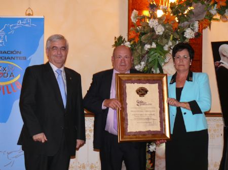 FELIPE JIMNEZ, JUAN PEDRO ORTIZ, FINA GUARDIOLA Y JUAN ANTONIO MUNUERA RECIBIERON LOS PREMIOS AL ESFUERZO COMERCIAL 2010