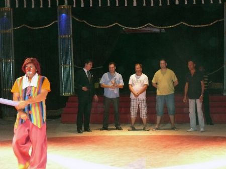 MS DE 3.000 PERSONAS DISFRUTARON, EN JUMILLA, CON EL GRAN CIRCO WONDERLAND