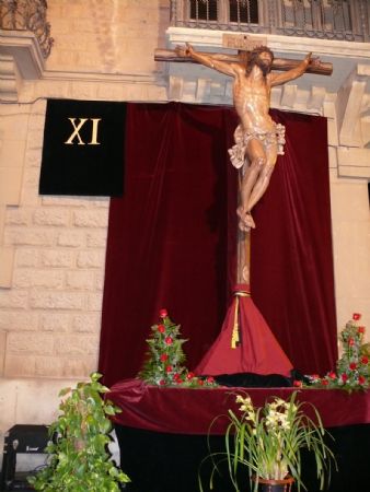 CON EL VIACRUCIS DE VIERNES DE DOLORES EMPIEZA UNA SEMANA LLENA DE ACTOS SEMANASANTEROS  EN JUMILLA