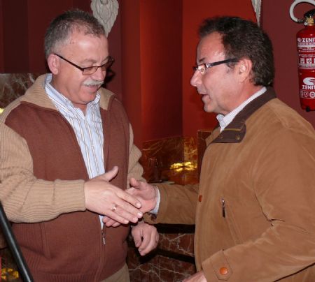 ENTREGADOS LOS PREMIOS DEL CONCURSO DE ESCAPARATES CONVOCADO POR LA CONCEJALA DE COMERCIO Y EXPOBODA