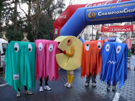 LA LLUVIA RESPET LA III CARRERA POPULAR NAVIDEA EN LA QUE TOMARON PARTE CERCA DE 500 CORREDORES