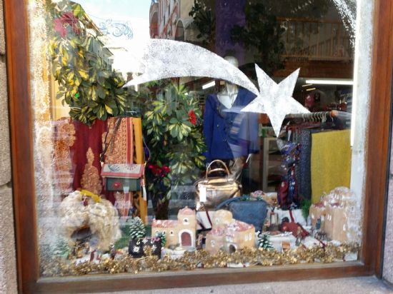 Coloma Floristas, primer premio del Concurso de Escaparates Navidad en Jumilla