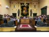 foto portada - noticia El pleno aprueba las nuevas bases para las becas a estudiantes que estudian fuera de Jumilla y la autorización para la cesión de las salas del Centro Cívico El Alpicoz